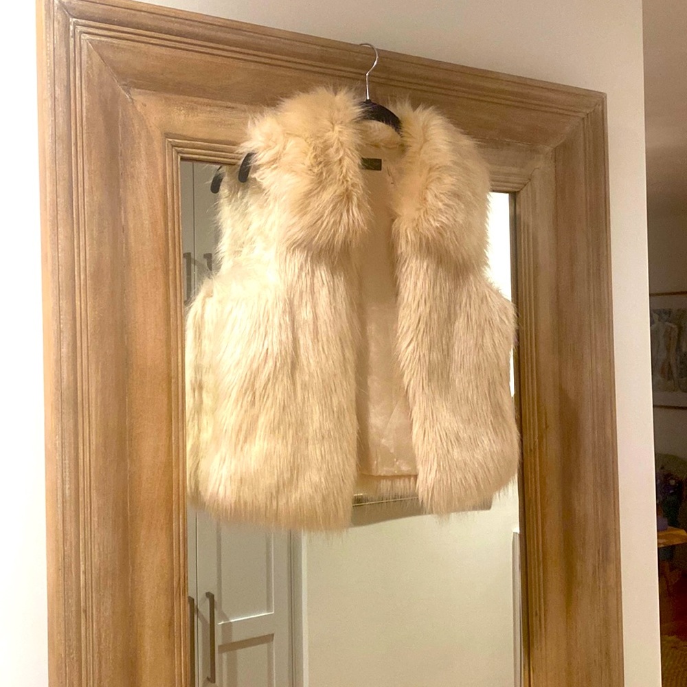 Love Token - Faux Fur Vest